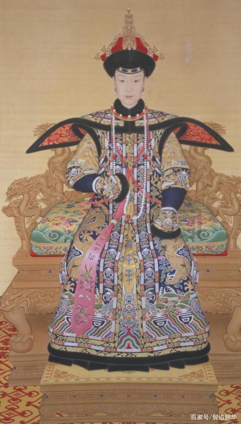 清朝服饰图片:清朝皇后服饰特点,清朝皇后服饰图解-第3张图片-文史 清朝服饰图片:清朝皇后服饰特点,清朝皇后服饰图解-第3张图片-文史