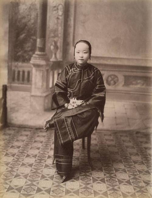 包含中国清朝不同阶层男女服饰的特点的词条-第3张图片-文史 包含中国清朝不同阶层男女服饰的特点的词条-第3张图片-文史