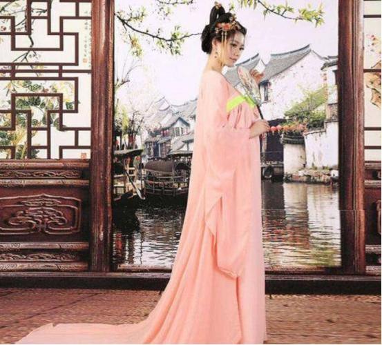 为什么古时候因为礼仪这些女子能穿红裙(古代女子为何要穿)-第2张图片-文史 为什么古时候因为礼仪这些女子能穿红裙(古代女子为何要穿)-第2张图片-文史