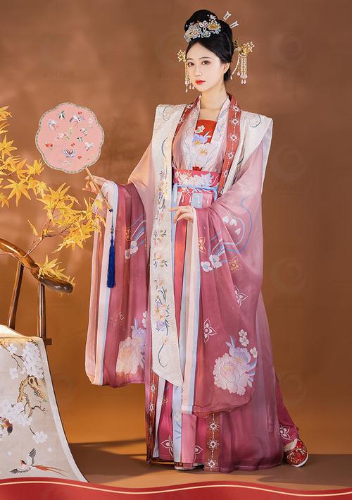 为什么古时候因为礼仪这些女子能穿红裙(古代女子为何要穿)-第8张图片-文史 为什么古时候因为礼仪这些女子能穿红裙(古代女子为何要穿)-第8张图片-文史