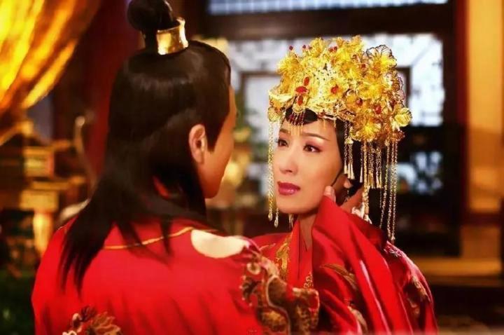 明朝万贵妃是怎么死的(明朝万贵妃复原图)-第4张图片-文史 明朝万贵妃是怎么死的(明朝万贵妃复原图)-第4张图片-文史