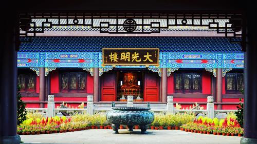 中国最早出现的佛寺是在哪里,中国最早的佛寺是建于