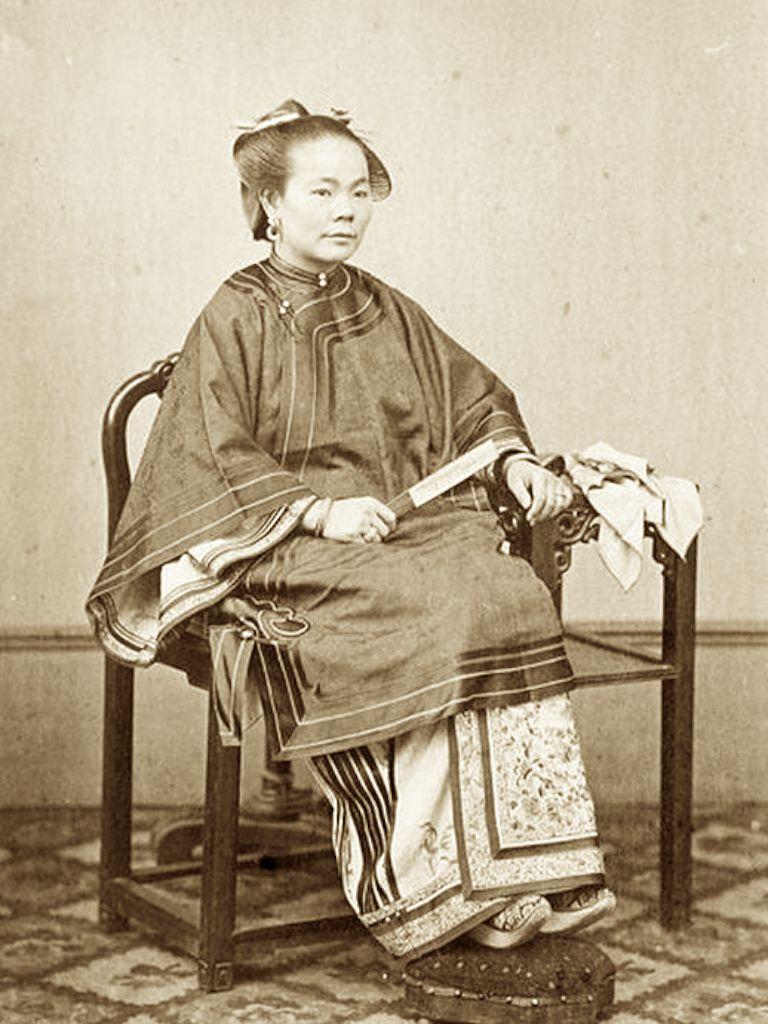 清朝服饰有什么特点,清朝的服装特点是什么?-第8张图片-文史 清朝服饰有什么特点,清朝的服装特点是什么?-第8张图片-文史